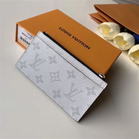 louis vuitton white card holder|Louis Vuitton card holder monogram.